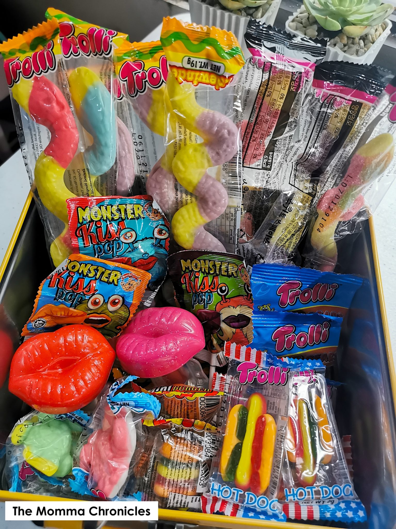 6 Halloween Ideas You Can Do With The Kids During Quarantine The